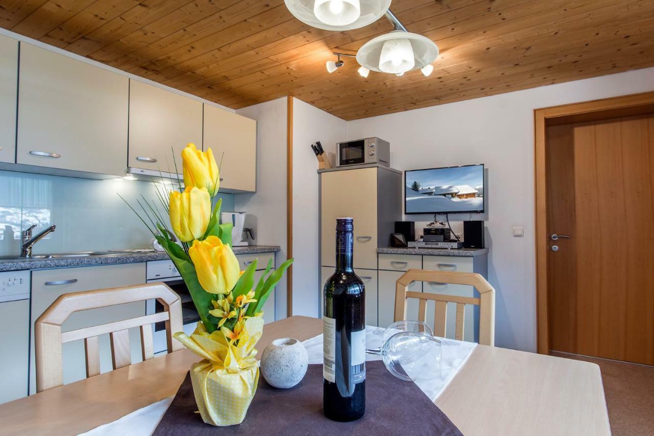 Ferienwohnung Haus Ambiatscha Sankt Gallenkirch Exterior foto